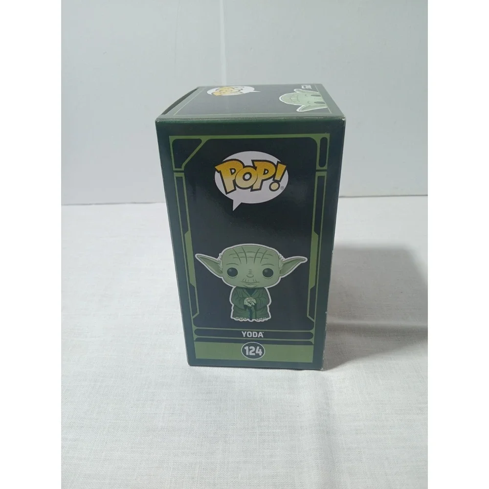 Vaulted Funko Star Wars Yoda #124 2021 ECCC Green Exclusive‎